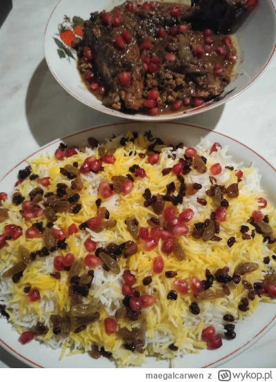 maegalcarwen - Fesenjoon, czyli kurczak duszony w sosie z melasy z granatów i orzechó...