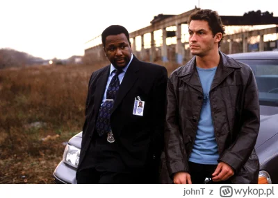 johnT - Skończyłem właśnie #thewire mega serial 9/10 trochę wątek z dokerami męczył w...