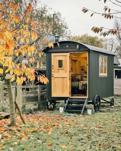 Best_One - #przegryw 
W sam raz na działkę. ( ͡° ͜ʖ ͡°)