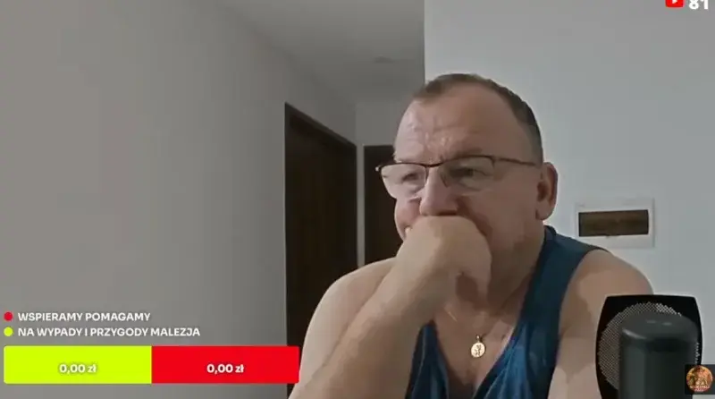 Scybulko - Może mi ktoś wyjaśnić, bo nie śledzę ich lajtow. On tak po prostu siedzi i...