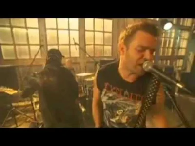 luneczek21 - @JoeGlodomor ja lubię ostre punkowe łojenie na gitarze https://youtu.be/...