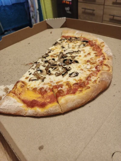 CocoaGrower - @machinegunkelly_ pozdro, jestem w trakcie konsumpcji