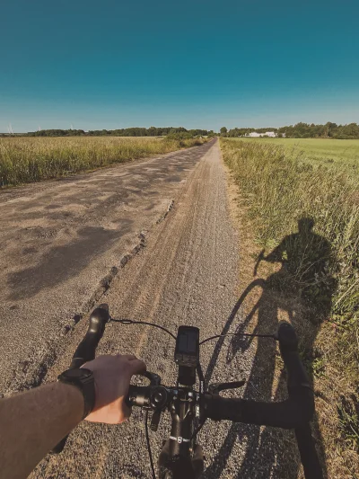 kuraku - 345 931 + 49 = 345 980

Miały być wakacje i codzienne jeżdżenie, a skończyło...