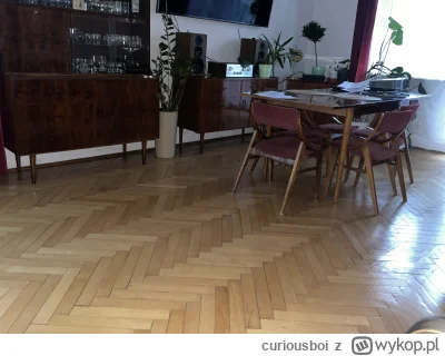 curiousboi - @Tokko @bladybezczel @Itslilianka tu no w salonie był ogromny dywan i je...