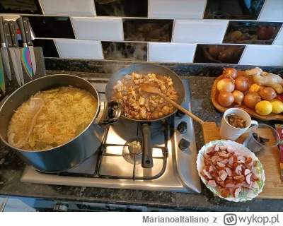 MarianoaItaliano - Sam w domu bo wszyscy wjechali na weekend oprócz mnie bo sobie chc...