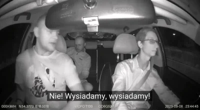 Jailer - Niby chce wysiadać, a nawet pasów nie odpiął xD
SPOILER