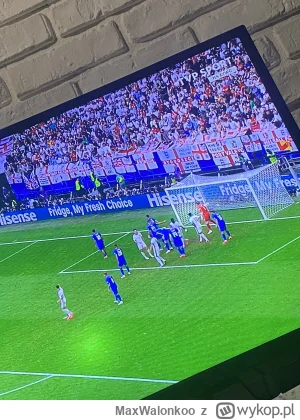 MaxWalonkoo - @pawelkomar: ja się nadal śmieje z Polaków