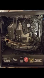 Devih - #pcmasterrace #logikarozowychpaskow #zonabijealewolnobiega
Efekt lekkiego nie...