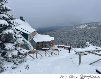 John_Clin - Byłem dzisiaj na tripie w górach. 
Samotne wędrówki to huop czy oski? 
#g...