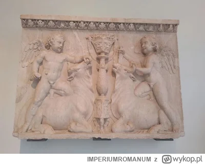 IMPERIUMROMANUM - Amory ujeżdżające byki

Rzymski relief ukazujący dwa Amory ujeżdżaj...