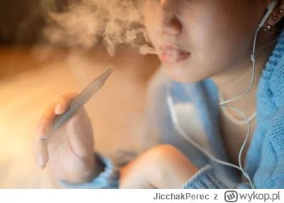 JicchakPerec - Czy palenie medycznej marihuany przez 17-sto latkę jest dla niej bardz...