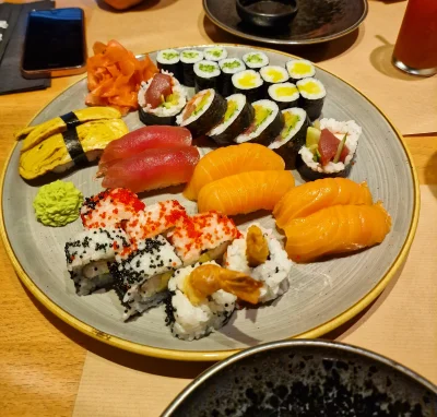 Atreyu - #atreyuzwiedza

Dziś coś z kategorii kulinaria. Podobno najlepsze sushi na Ś...