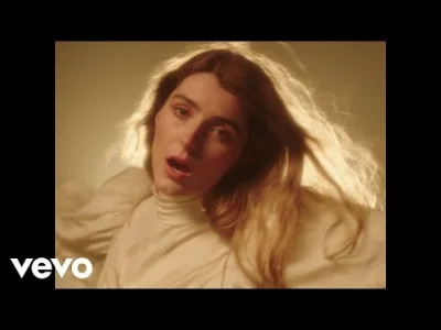 jednorazowka - @85CmCCd5nK: Kiedyś piosenki były rozbudowane: intro, pierwsza zwrotka...