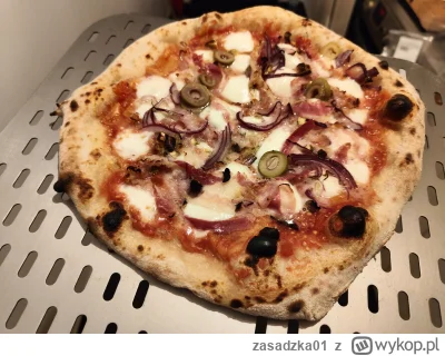 zasadzka01 - Pizzunia właśnie wlatuje :) #gotowanie  #gotujzwykopem #pizza