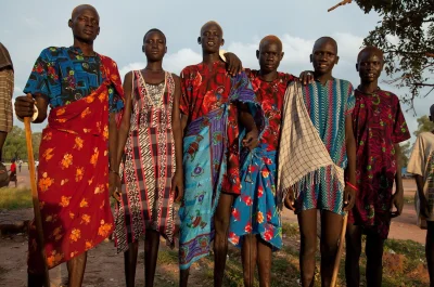 bialy100k - >plemię Dinka z płd Sudanu się załapie. Szkoda, że nie używają tindera xd...