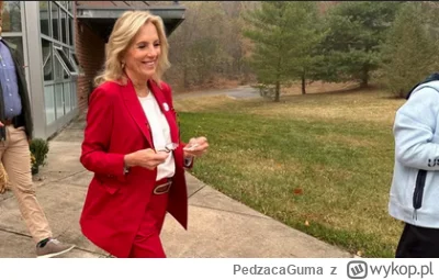 PedzacaGuma - @WielkiNos: chlop sie cieszy z wyboru, podobno za bardzo Kamali nie lub...