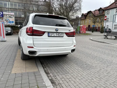 palikowaty - Pokaż mi, że jesteś kierowcą bmw bez mówienia, że jesteś kierowcą bmw.
#...