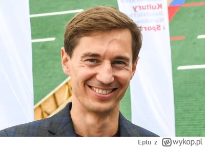 Eptu - Hallmann Top #famemma