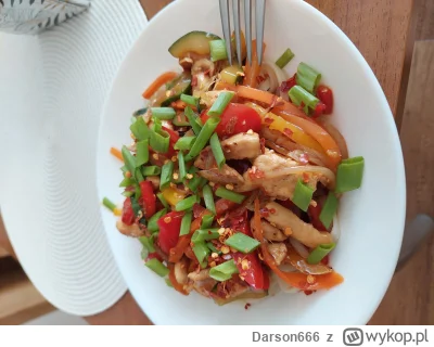 Darson666 - Chłop se zrobił chińczyka z kurczakiem na słodko-kwaśno-ostro-słono xD 
P...