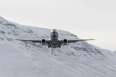 KristoferMichaelson - Boeing P-8 Poseidon. Zdjęcie z NATO Air Policing Islandii oraz ...