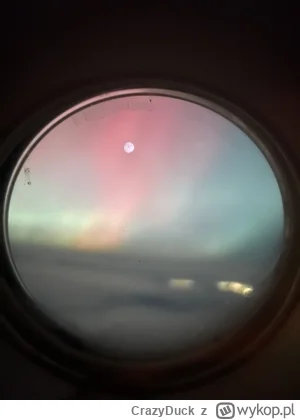 CrazyDuck - Zorza polarna złapana z samolotu dzisiaj #zorza