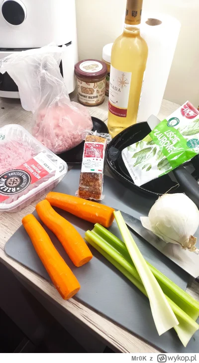 Mr0K - Myśleliście, że on już się skończył, że uciekł i podkulił ogon. Że zniknął z p...