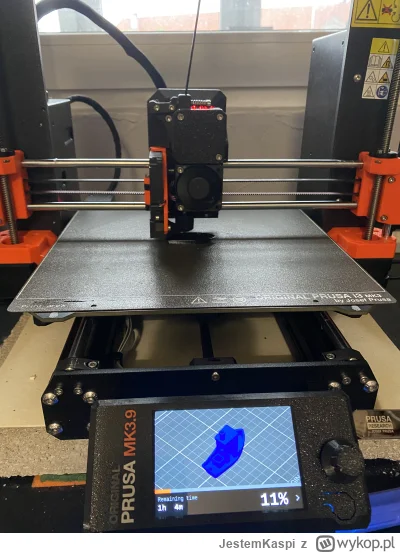 JestemKaspi - @MrFrost: nie ma mnie w domu w ten weekend ale tu coś widać, pod płytą ...