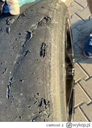 cwlmod - Zapłaciłem za cały bieżnik, więc wykorzystałem cały bieżnik ( ͡° ͜ʖ ͡°)

#sa...