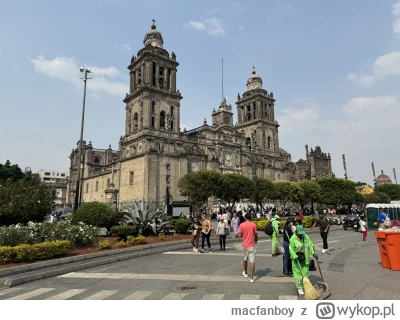 macfanboy - @SzaloneWalizki akurat pozdrawiam z Mexico City