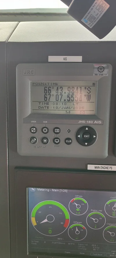 henk - Dziennik pokładowy, wyprawa na Antarktydę, dzień 15


Dziś dzień na swój sposó...