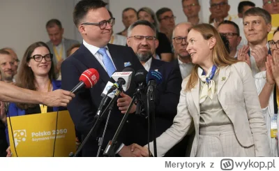 Merytoryk - Swoją drogą, warto podziękować Szymonowi, że wprowadził do pierwszej lini...