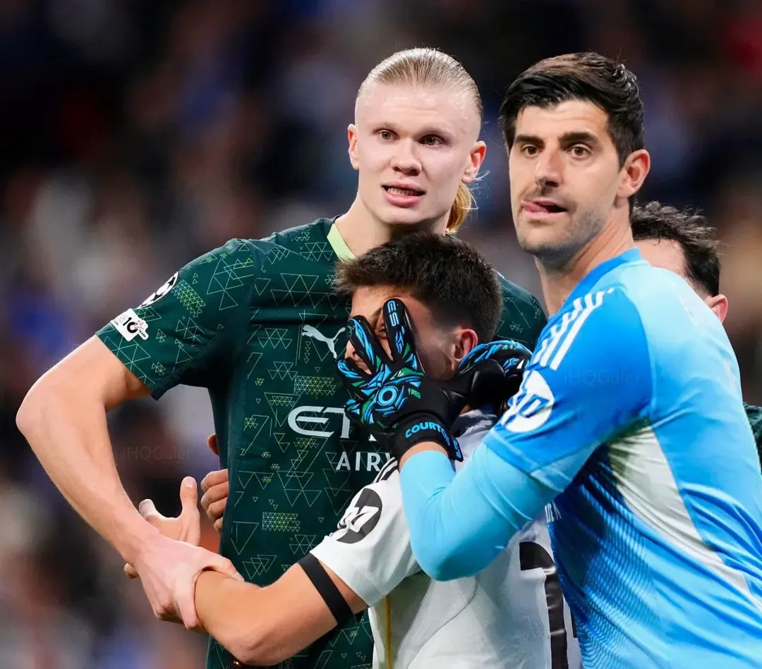 markaron - Nie patrz młody ( ͡° ͜ʖ ͡°)

#mecz #realmadryt