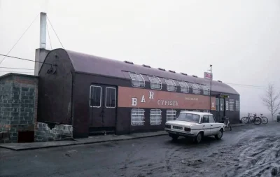 Pesa_elf - Scroluj dalej to tylko bar zrobiony ze starej bipy. 

#pociagiboners #pkp ...