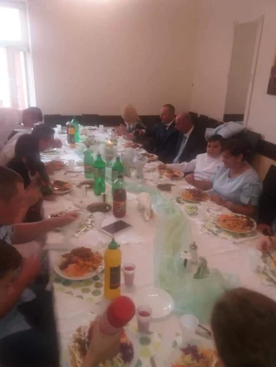 heksengerg - Pierwsza Komunia Święta kuzyna.
Wszystkie sale w okolicy były zajęte, wi...