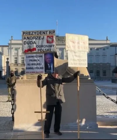 raul7788 - #polityka #bekazpisu

Pod pałacem protest w obronie K. i W. 
xD