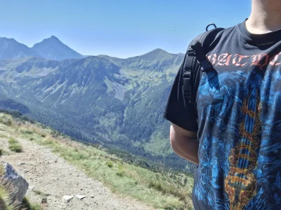 Wachatron - #blackmetal #tatry

W drodze na Krywań, a gdzie? ;) 

Buska buska