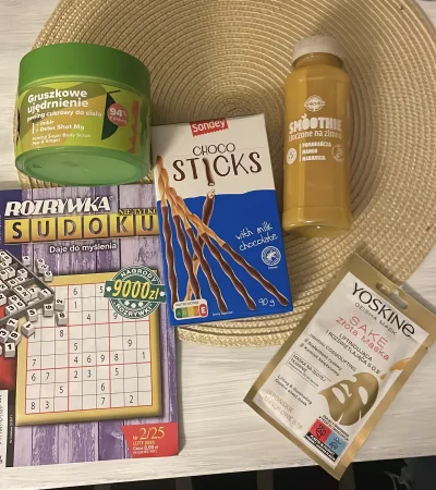 napraforgo - Czwartek wieczur i humor gituwa, bo wzięłam wolne na jutro (ʘ‿ʘ)
#rozowe...