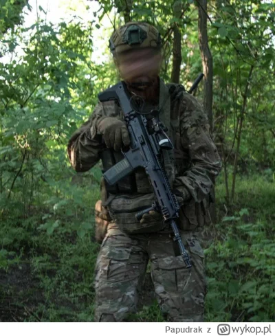 Papudrak - #polska #ukraina #wojna #rosja

Grot w rękach Ukraińskiego żołnierza.