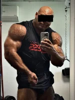 IntruderXXL - Nabite 140 kilogramów, w upper, bo nóżki bociana. Dawno nie wrzucałem n...