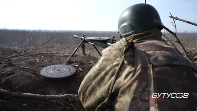 janielubie - Radziecki karabin maszynowy DP w akcji pod Wuhledarem po stronie ukraińs...