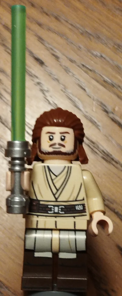 ExtraPensja - #codziennaminifigurka

Najnowsza odslona Qui-Gon Jinna. Ten posiada bar...