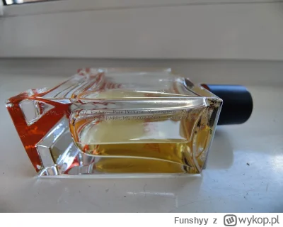 Funshyy - @bezpieczne_zapalki: hmm to ten sam, na flakonie jest Parfum-Pure Perfume, ...