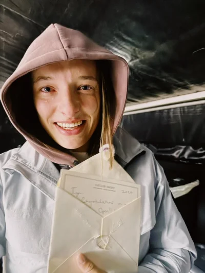 Logan00 - #tenis Igunia dostała od #taylorswift gratulacje za Rolanda (｡◕‿‿◕｡)