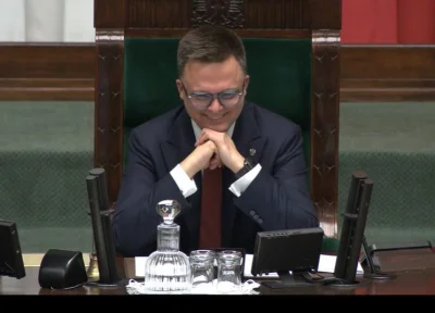 Gavran - Niedługo złotym, panie Płaszczak ( ͡° ͜ʖ ͡°)

#sejm