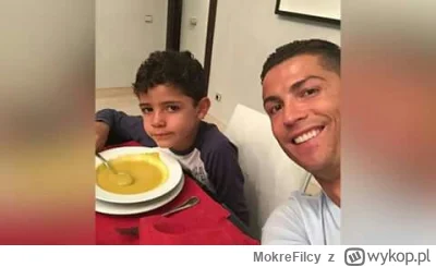 MokreFilcy - @Pozjadalemwszystkierozumy: Ronaldo synowi kupuje