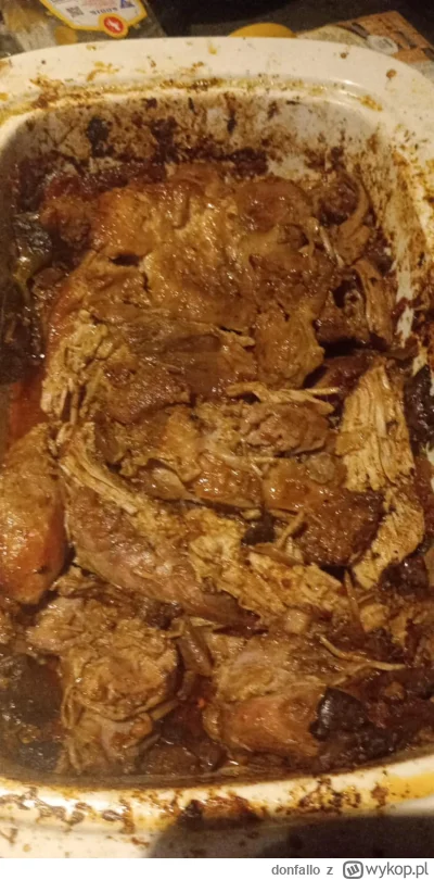donfallo - Wygląda jak g---o a smakuje jeszcze lepiej. Szarpana łopatka po krakosku w...