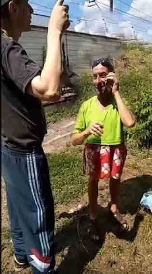 B.....p - ..., a raz tak