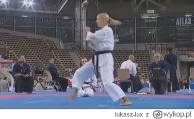lukasz-lux - Tak sobie obejrzałem te walki Karate Fudokan, i to jest jakiś taniec XD
...