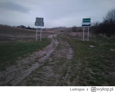 Ludvigus - @PodniebnyMurzyn: Rzeszów ma lepsze wrota xD 
https://wykop.pl/wpis/582383...