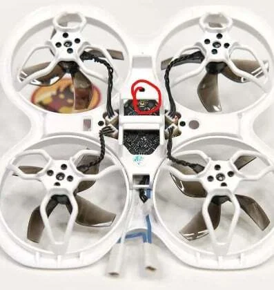 litowo-polimerowy - @makemuricagreatagain pozostaje wprowadzić drona w tryb DFU. Wyma...